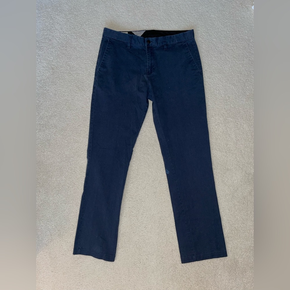 Men’s Volcom size 34, blue khakis